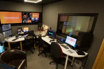 Commercial Voiceover Recording Sessions