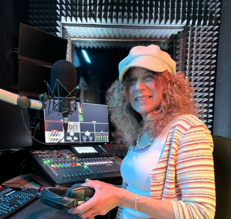 Studio 4 is our 'Voiceover Booth' space and is available for hire for £100+VAT per hour.

Location: Plymouth, Devon (Close to the historic Barbican area)

Costing includes one of our engineers to ensure you link up okay, and/or need a backup recording. Tea, coffee and printing also included.