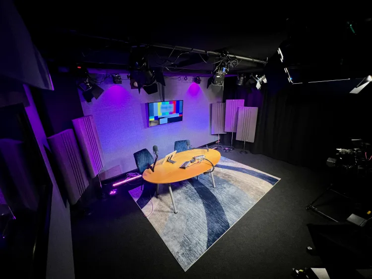 Our largest recording space is ideal for podcasts, in vision recordings, live streaming or just sessions which needs lots of space - such as multi-voice audio drama recordings.